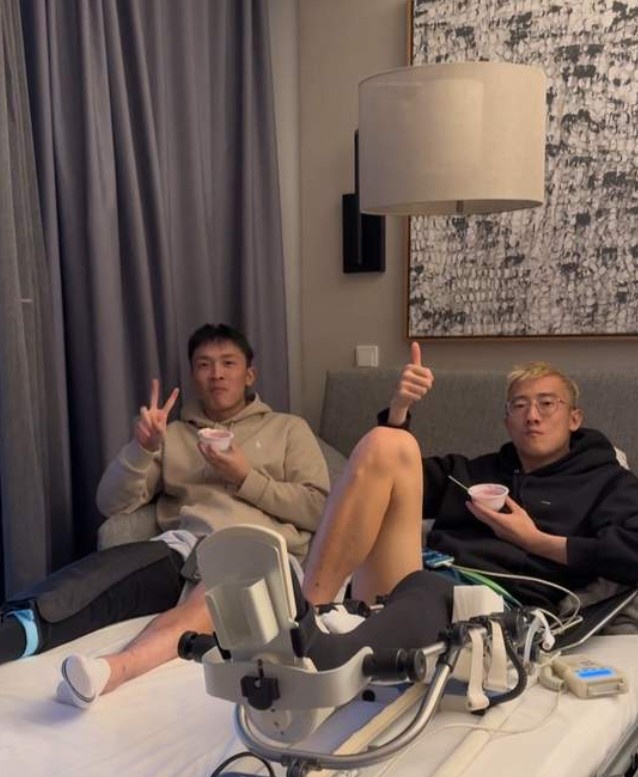 養(yǎng)傷搭子??韓佳奇曬康復(fù)視頻，與王振澳一同養(yǎng)傷