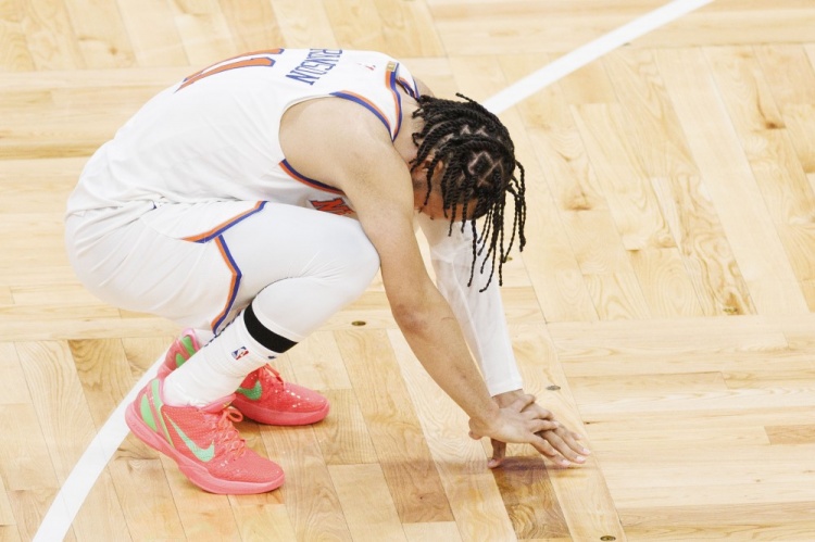 尼克斯1-3命懸一線！皮爾斯繼續(xù)更推嘲諷：尼克斯搶七獲勝??