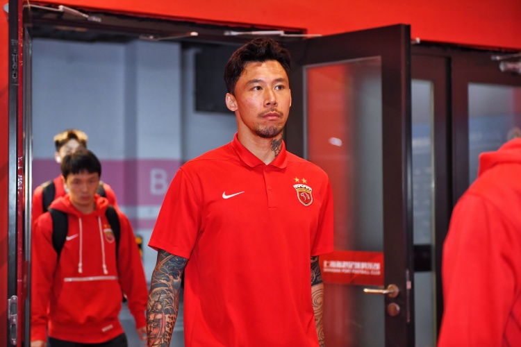 滬媒：張琳芃、王燊超等崇明一期老將，面臨生涯轉(zhuǎn)型新課題