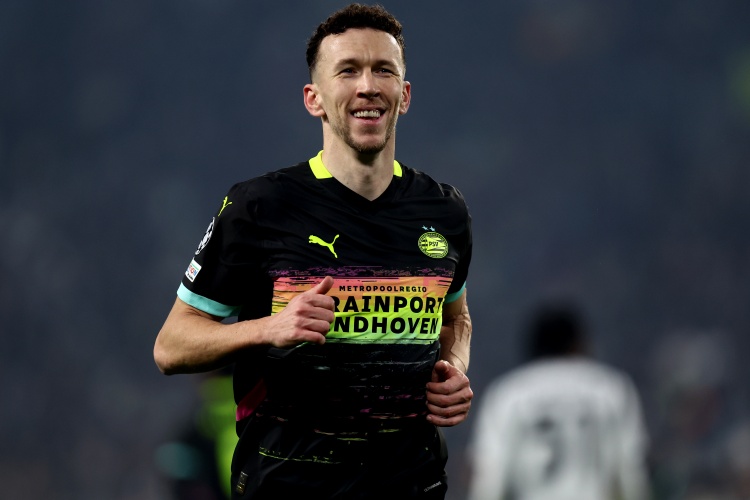 本賽季荷甲9球9助攻，記者：埃因霍溫接近與佩里西奇完成續(xù)約