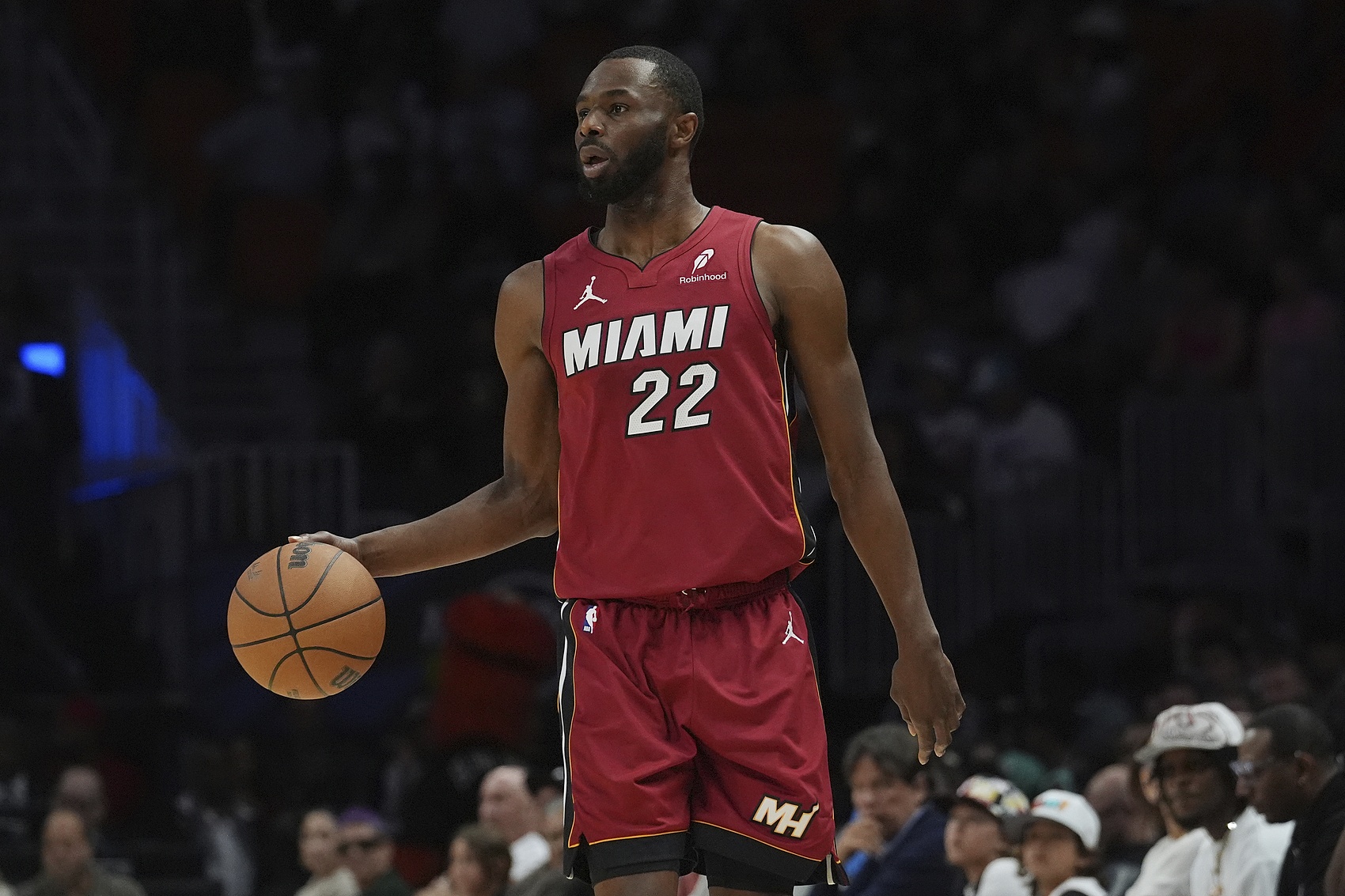 末節(jié)遭棄！維金斯28分鐘10投僅3中拿到10分3助3帽 正負(fù)值-9