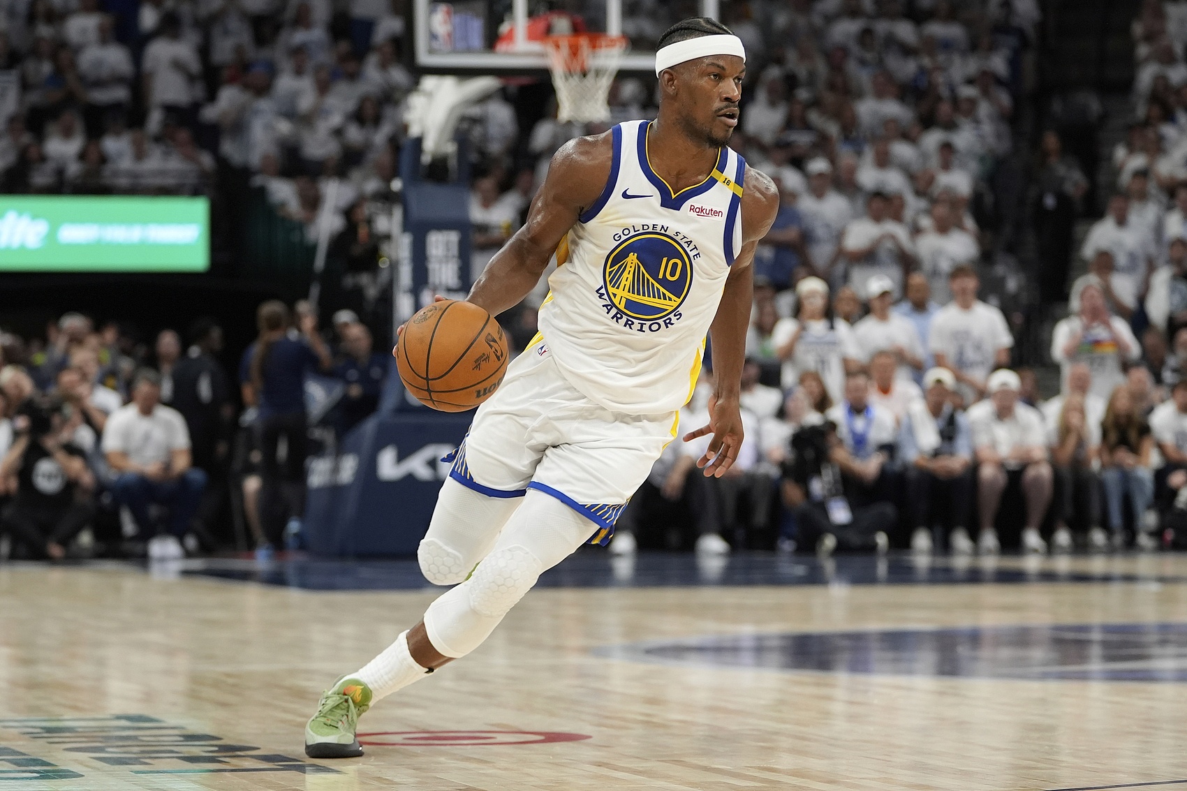 有沒有多要過一毛錢？路威談巴特勒：拿6000萬你就得場均25分