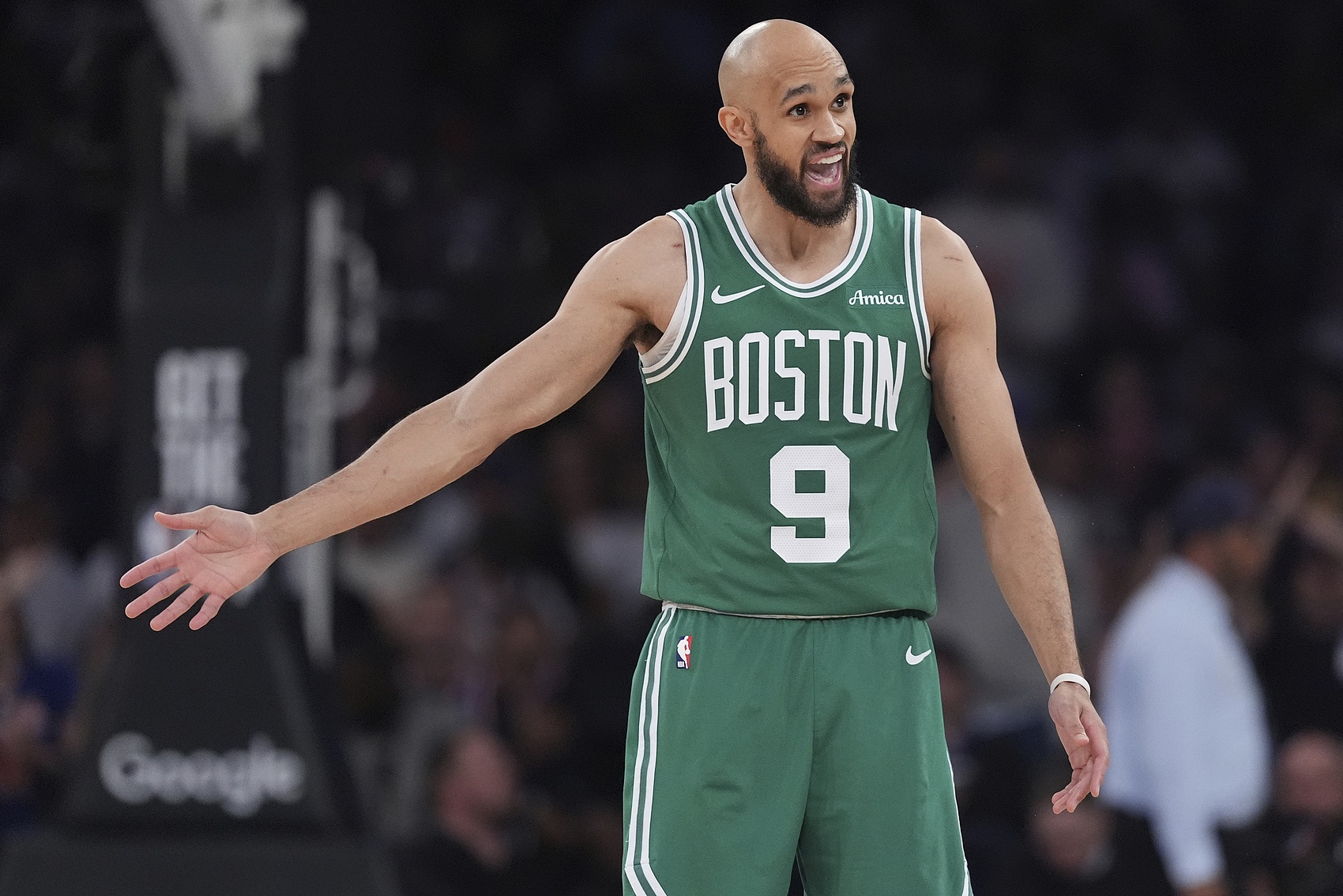 美記：沒任何跡象表明綠軍有可能與德里克-懷特分道揚鑣！