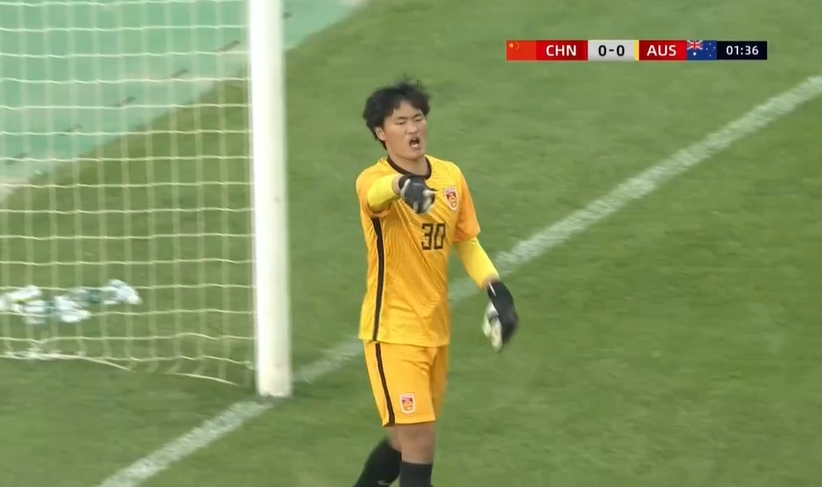 開幕雷擊！國少開場僅1分鐘落后，防線混亂送澳大利亞先下一城