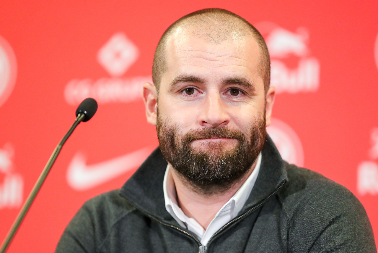 talkSPORT：新月關(guān)注愛(ài)德華茲與紐卡總監(jiān)，且對(duì)小因扎吉志在必得