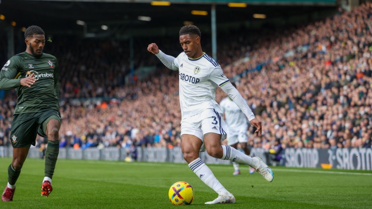 羅馬諾：里昂有意免簽菲爾波，如果特奧離隊(duì)米蘭也有意簽他