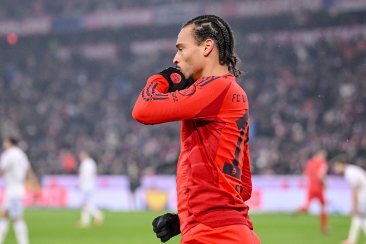 法媒：熱刺目前正積極追求29歲薩內(nèi)，拜仁也提高了續(xù)約報價