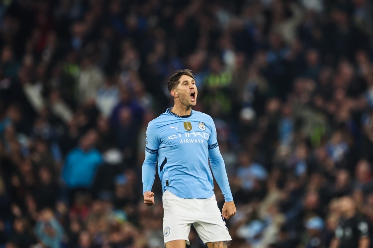 英媒：埃弗頓已探索簽回斯通斯的可能性，同時(shí)考慮簽回理查利森