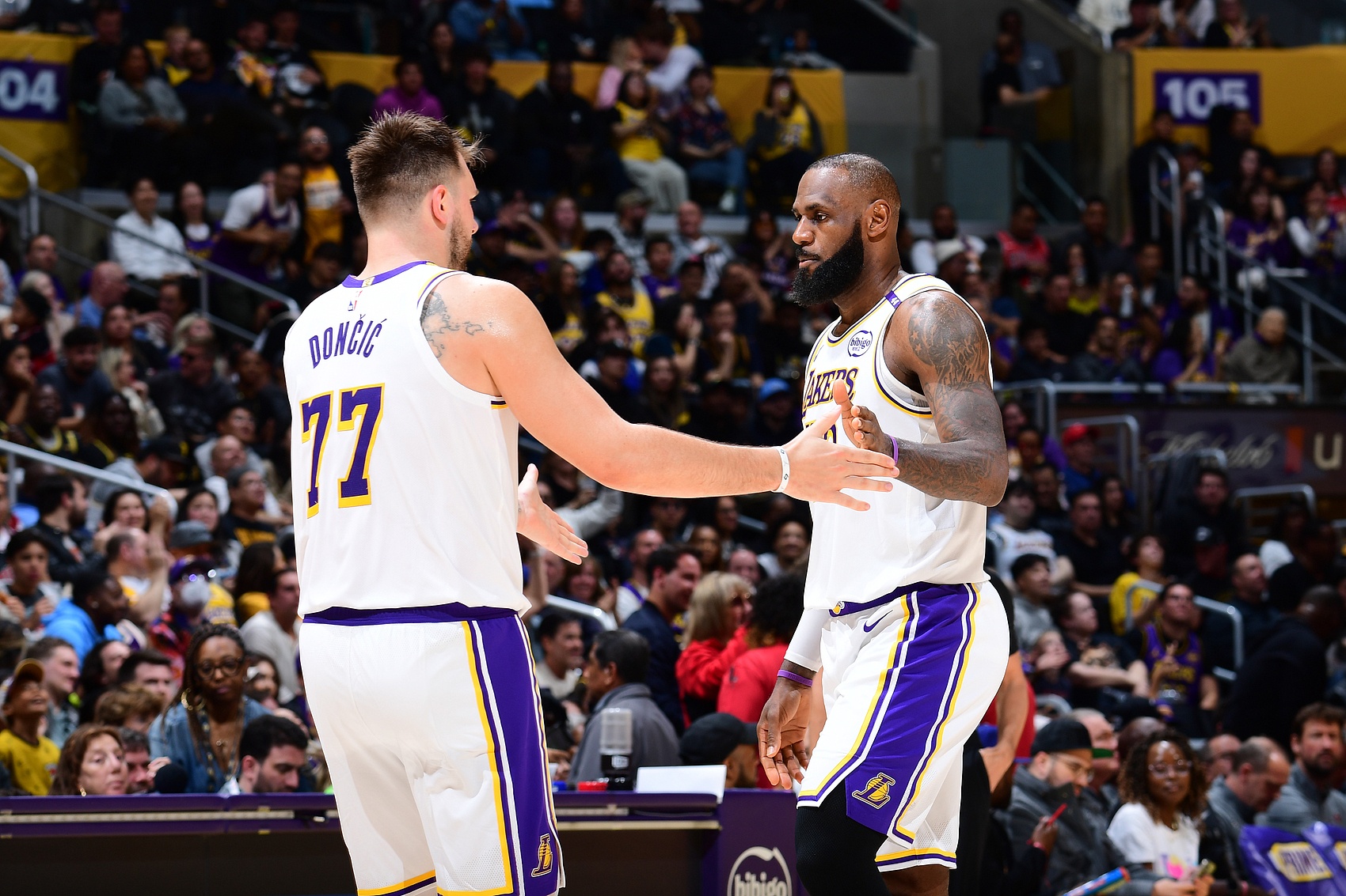 威爾金斯：湖人當(dāng)然是盧卡的球隊(duì) 一個(gè)25一個(gè)40 這甚至不是個(gè)問題