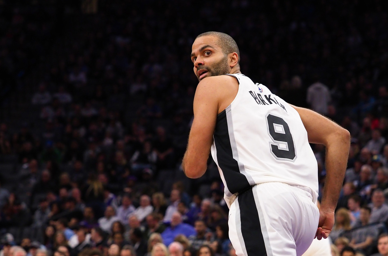 曾2-0領(lǐng)先！武圣：12年被雷霆連扳4場(chǎng)全都怪帕克 他不傳球