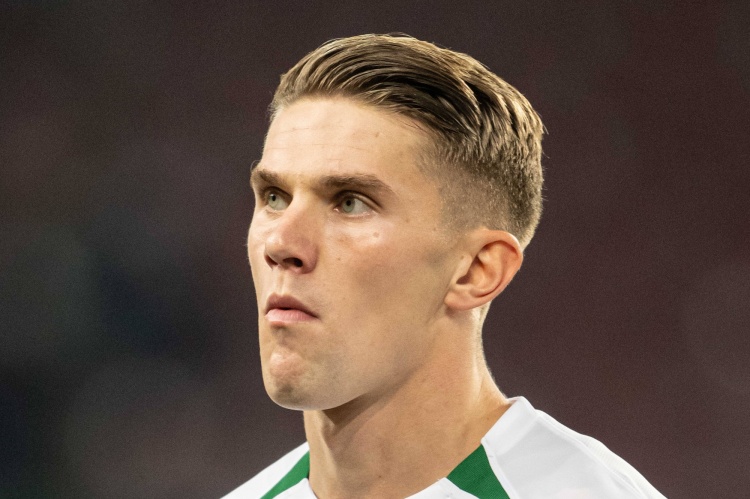 TA：阿森納在探討約克雷斯和塞斯科，俱樂(lè)部高層已與薩內(nèi)會(huì)面