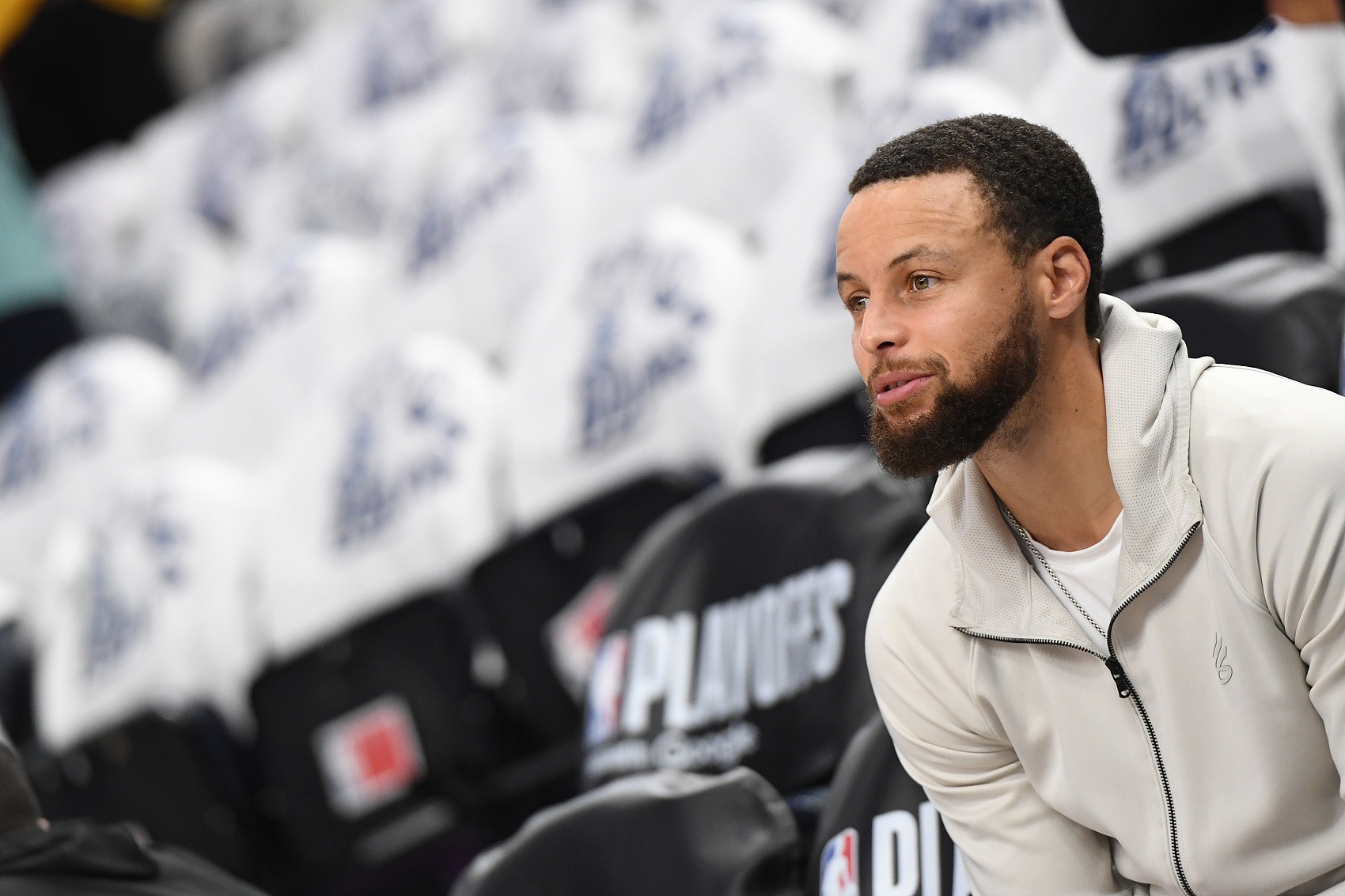 庫里：我有時也會產(chǎn)生自我懷疑 會問自己各方面潛力是否充分發(fā)揮