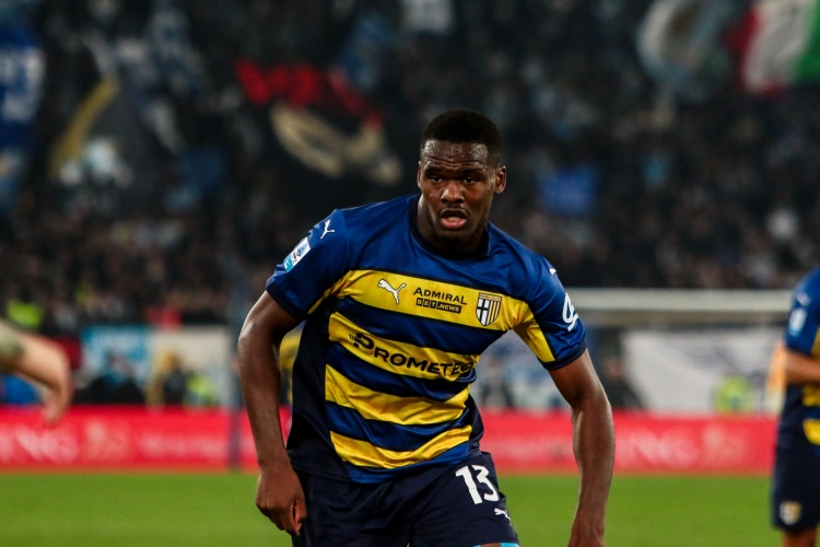 意媒：那不勒斯與國米競爭博尼并將加速談判，帕爾馬要價(jià)2500萬歐