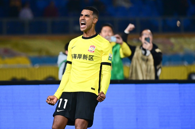 西海岸為阿蘭舉辦隆重退役儀式？記者：消息極有可能是以訛傳訛