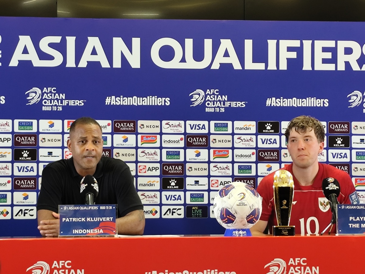 650萬(wàn)身價(jià)希爾格斯坐板凳！克魯伊維特：不保證歸化球員出場(chǎng)時(shí)間