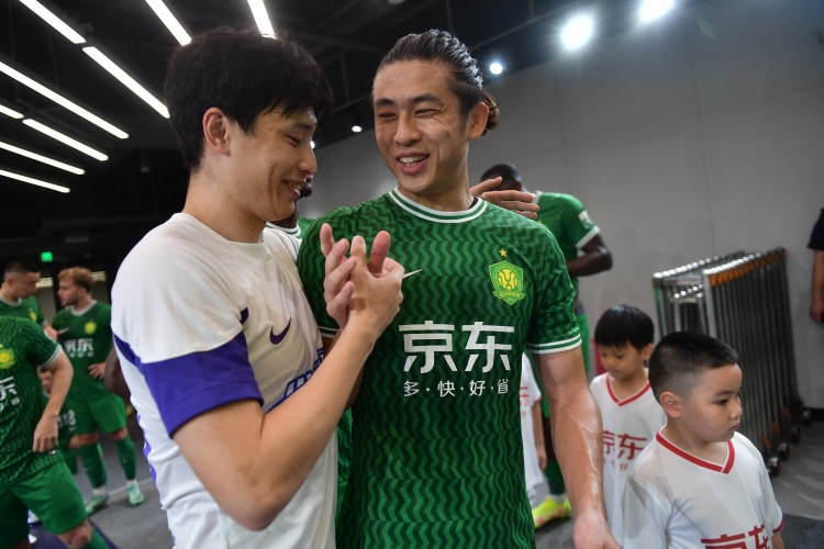 記者：明天下午，國(guó)安將在聚加基地與津門虎進(jìn)行封閉教學(xué)賽