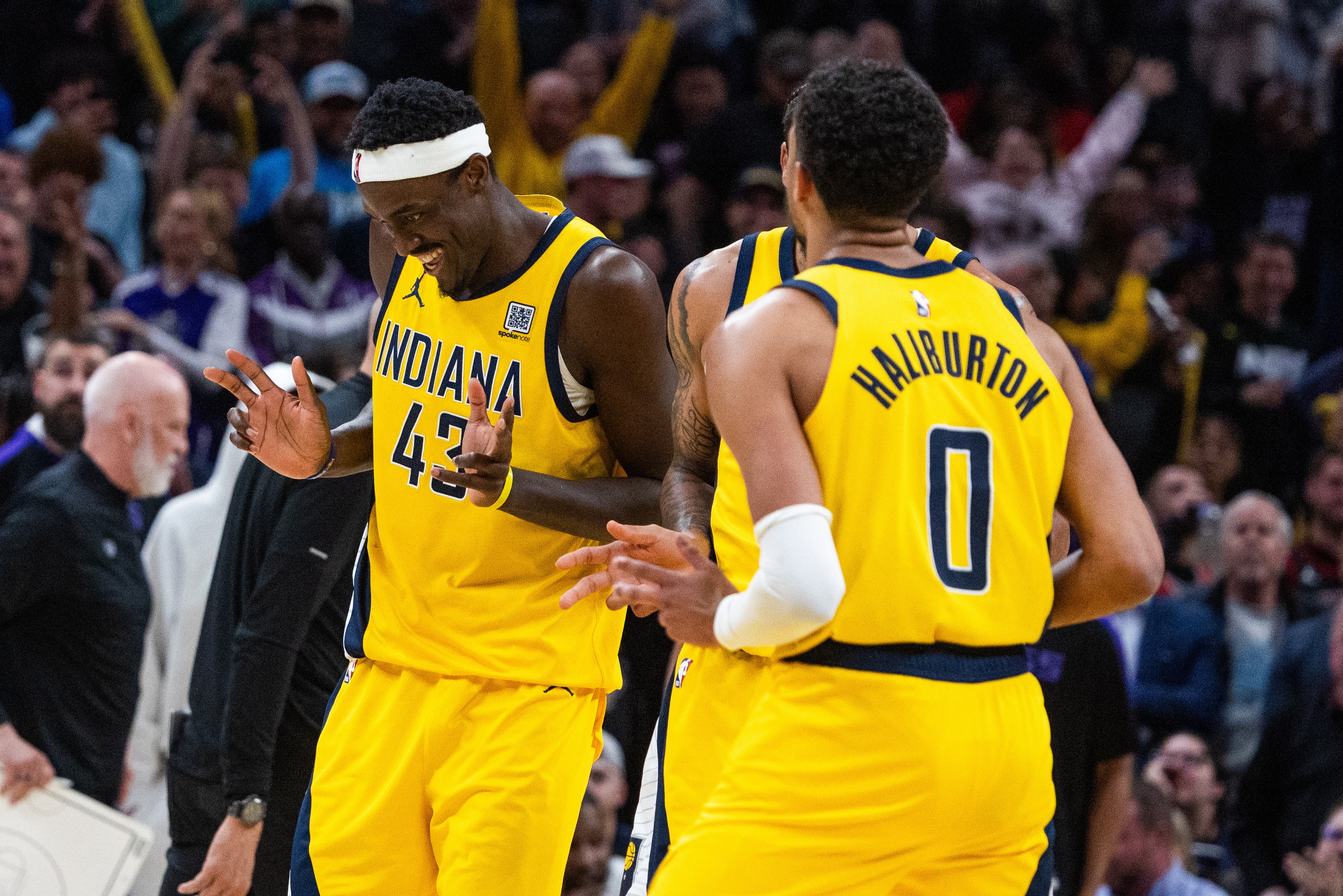 ??步行者本次季后賽7次首發(fā)客場(chǎng)作戰(zhàn)全部得分上雙 歷史最多