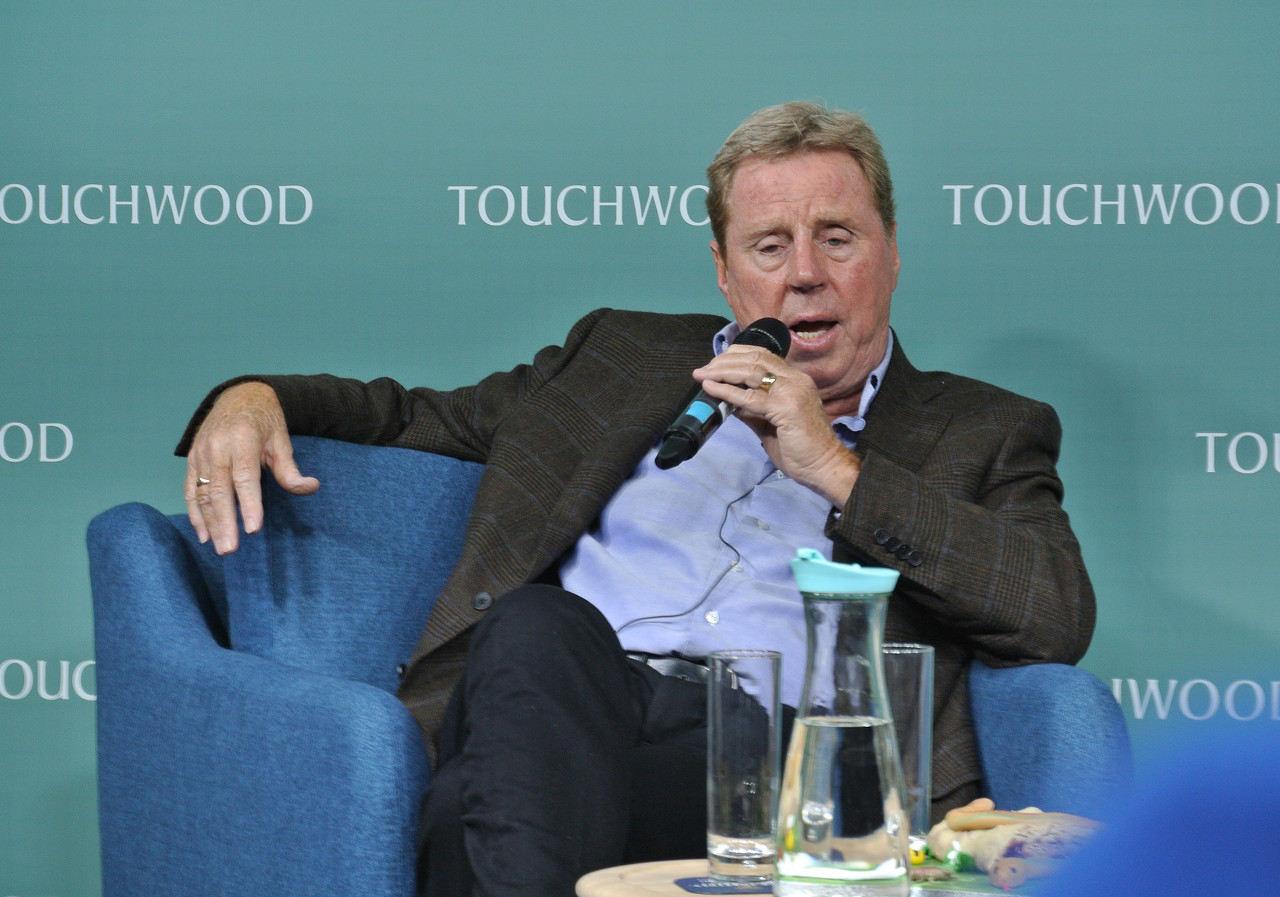 老雷談澳波：列維吸取了曼聯(lián)的教訓，滕哈赫贏杯賽最終留任的后果