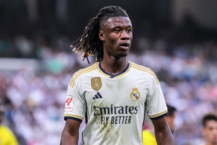 馬卡報：卡馬文加恢復(fù)有球訓(xùn)練，康復(fù)進(jìn)展順利希望能參加世俱杯