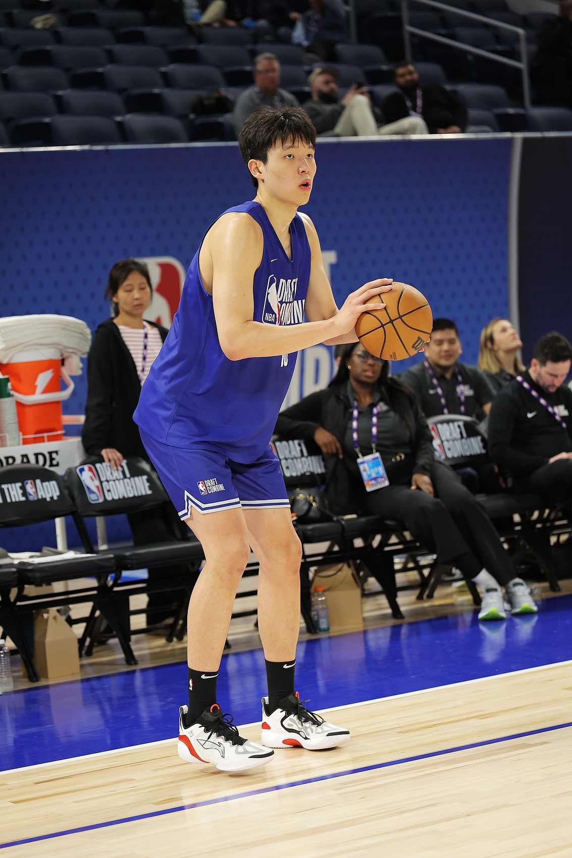 美記：爵士可考慮選擇楊瀚森作為凱斯勒的補(bǔ)充 他們擁有2個(gè)次輪簽