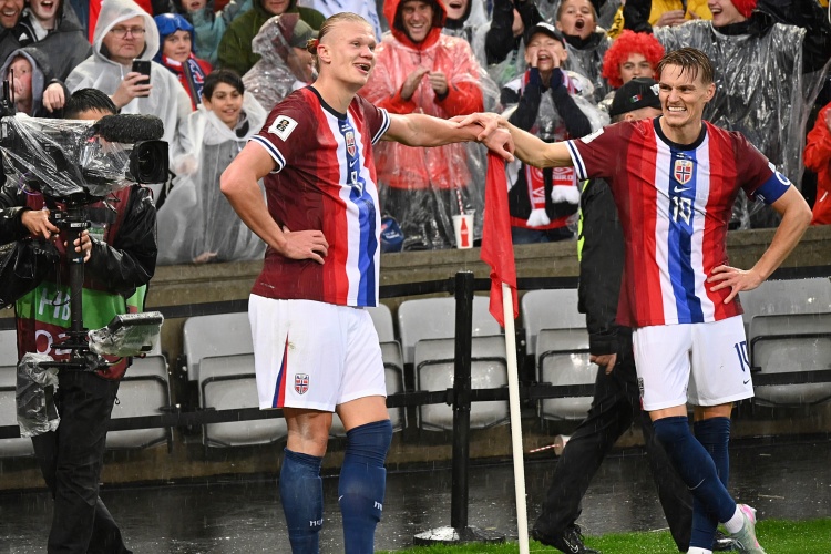 哈蘭德43場國家隊比賽打進42球，場均進球數(shù)0.97