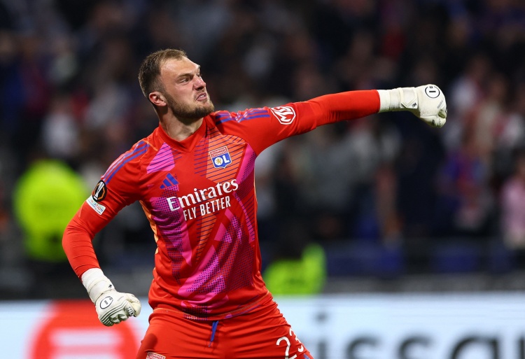 迪馬濟(jì)奧：尋邁尼昂替代者，米蘭評(píng)估引進(jìn)里昂門(mén)將佩里可能性