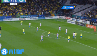 這不打門??馬丁內(nèi)利下底傳中，后點庫尼亞頭球擺渡被解圍