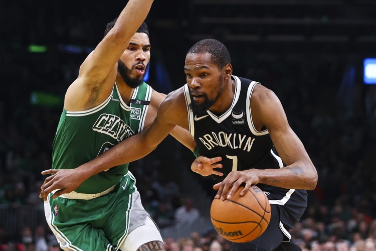 滿意22年季后賽表現(xiàn)？KD：當(dāng)然不了 你要用4場(chǎng)來定義我的天賦？