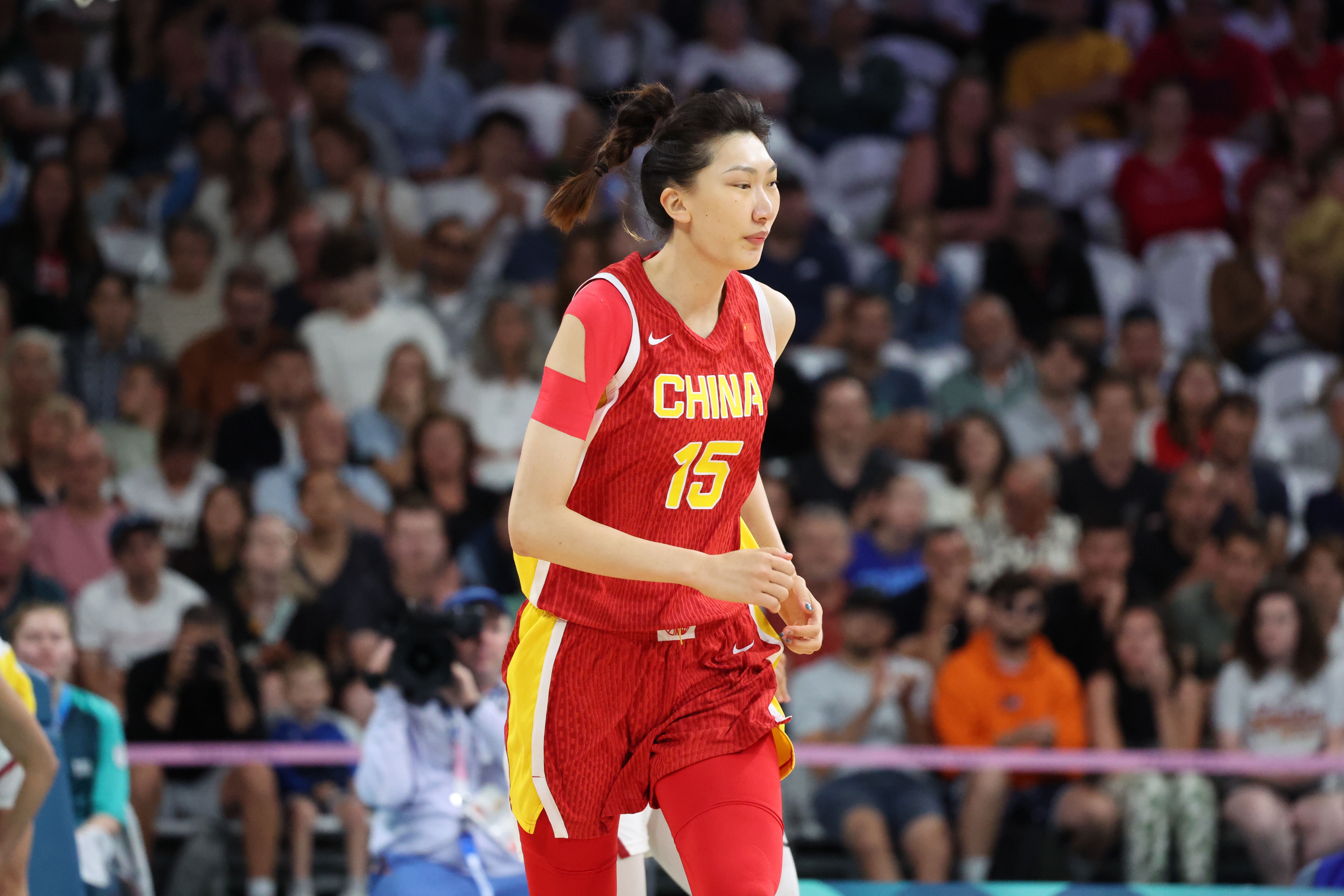 碾壓之勢(shì)！中國(guó)女籃首節(jié)20-7凈勝波黑女籃13分 18-2結(jié)束首節(jié)