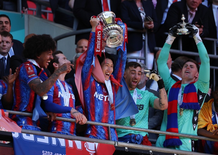 衛(wèi)報：紐約噴氣機老板打算收購特克托的水晶宮股份，開價1.9億鎊