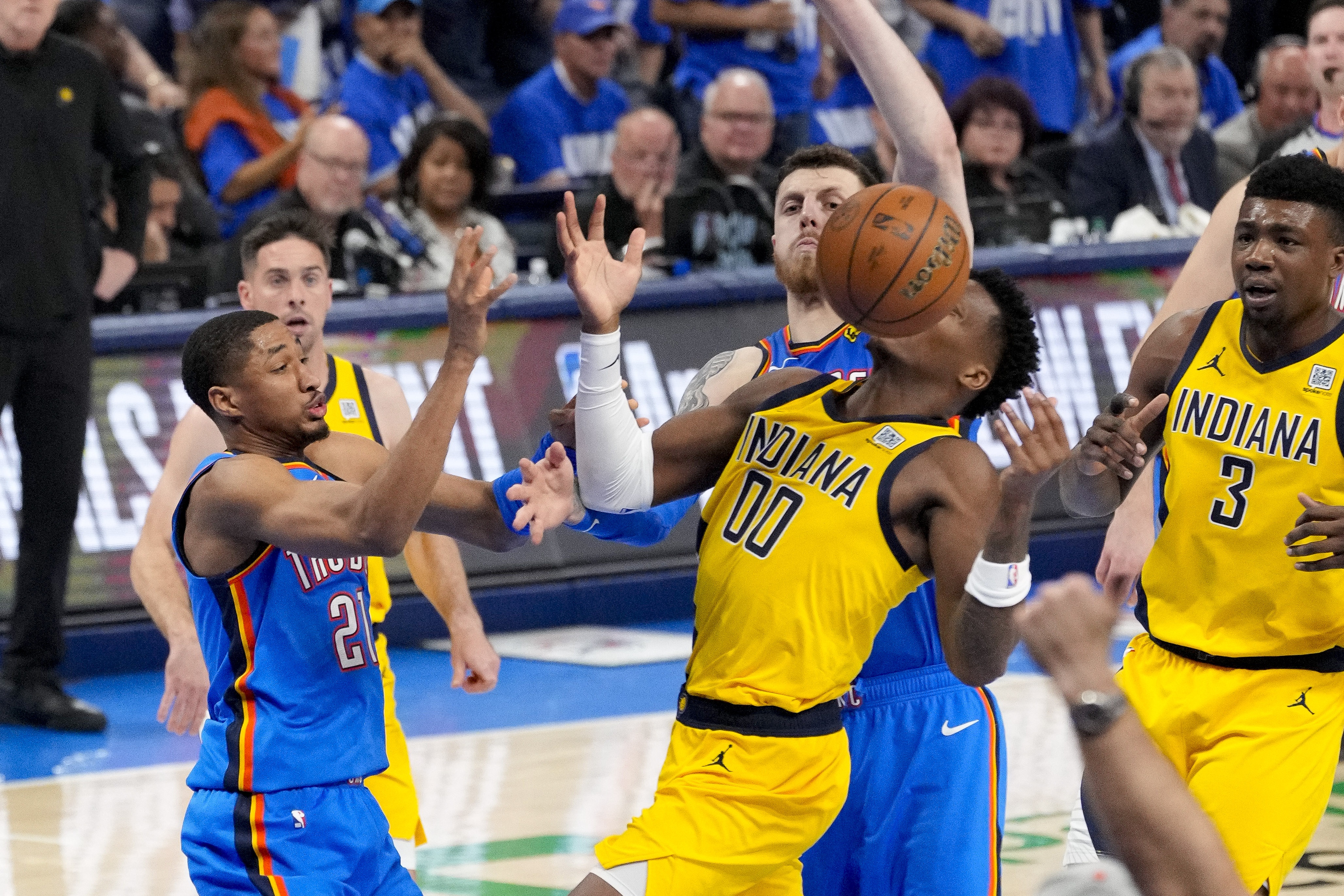 蕭華：湖人綠軍公牛至今仍有大量球迷 雷步也可以和大市場(chǎng)競(jìng)爭(zhēng)