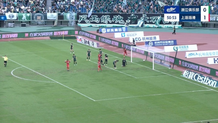 海港2-0浙江！加布里埃爾邊路強(qiáng)突送助攻，萊昂納多輕松推射破門(mén)