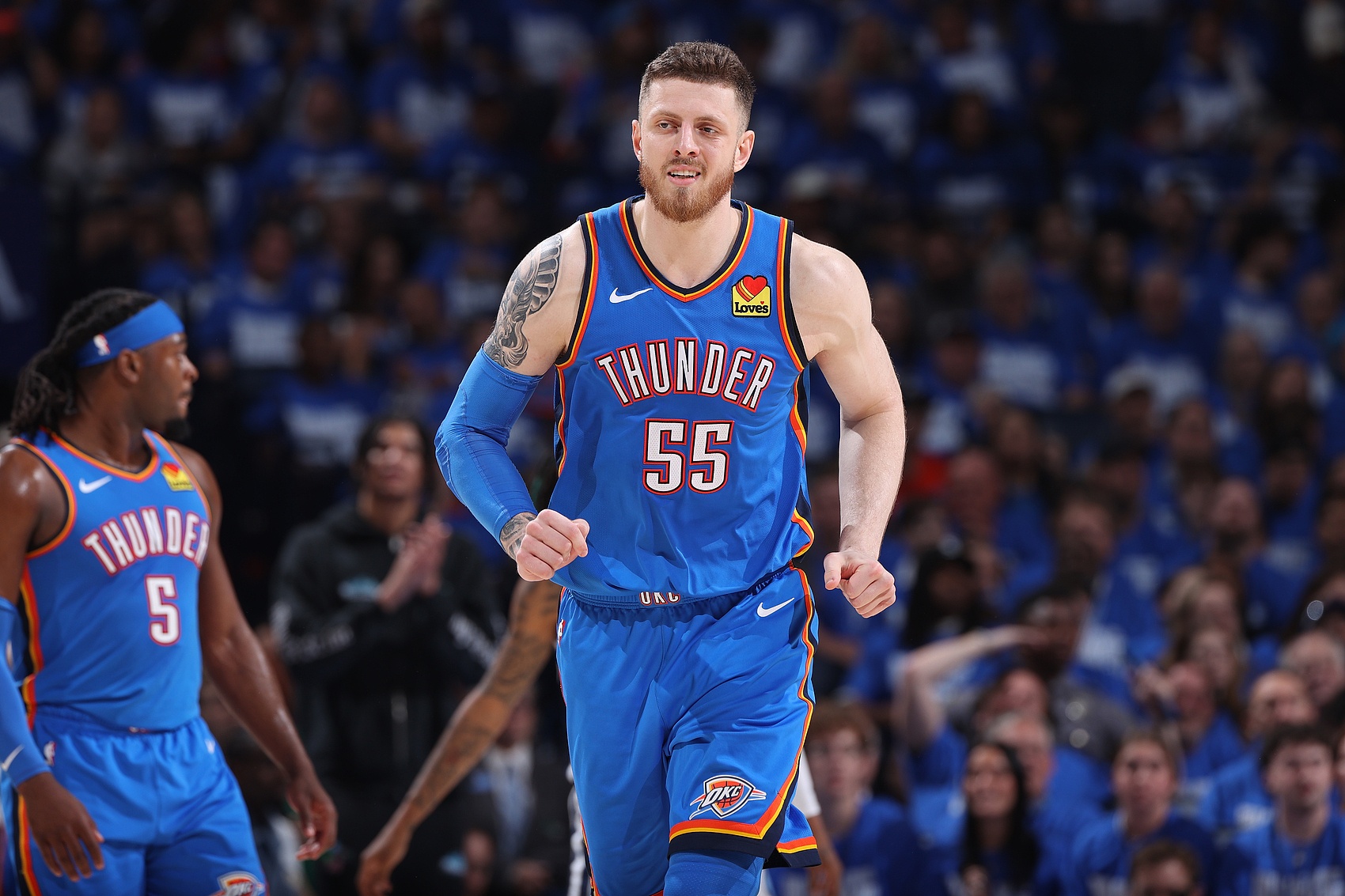 王曉晨：哈滕單5其實并不能保護筐 步行者有一百種方法調(diào)動他