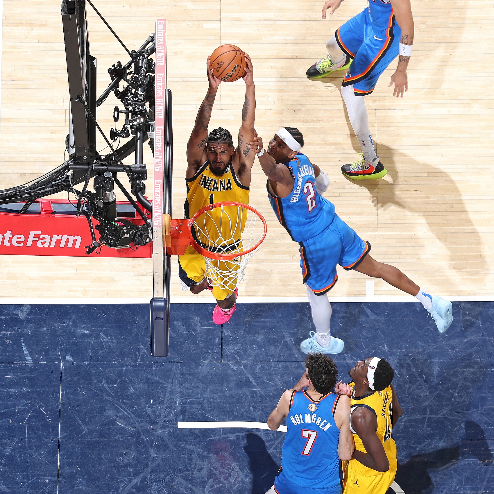 托平：大家最后3分鐘的傳球不如平時(shí)流暢 我們本該拿下這場(chǎng)比賽