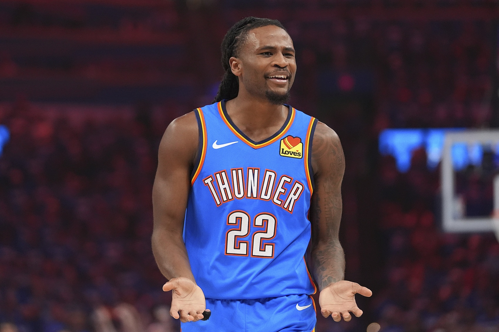 回到主場(chǎng)不一樣了！雷霆首節(jié)命中4記三分球&超過G4全場(chǎng)命中數(shù)