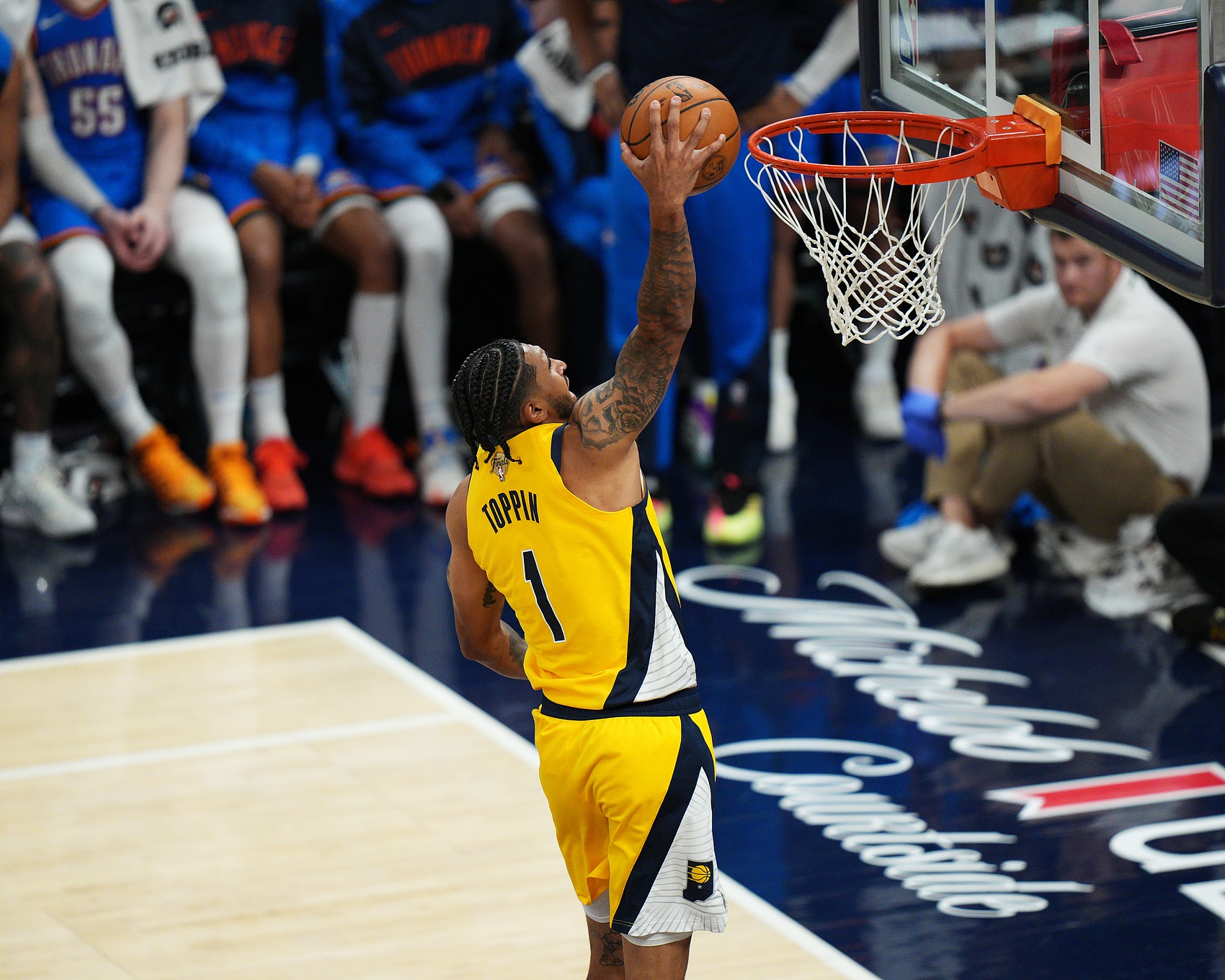 能投的扣籃王！托平4記三分球拿下全隊最高20分外加6板2斷