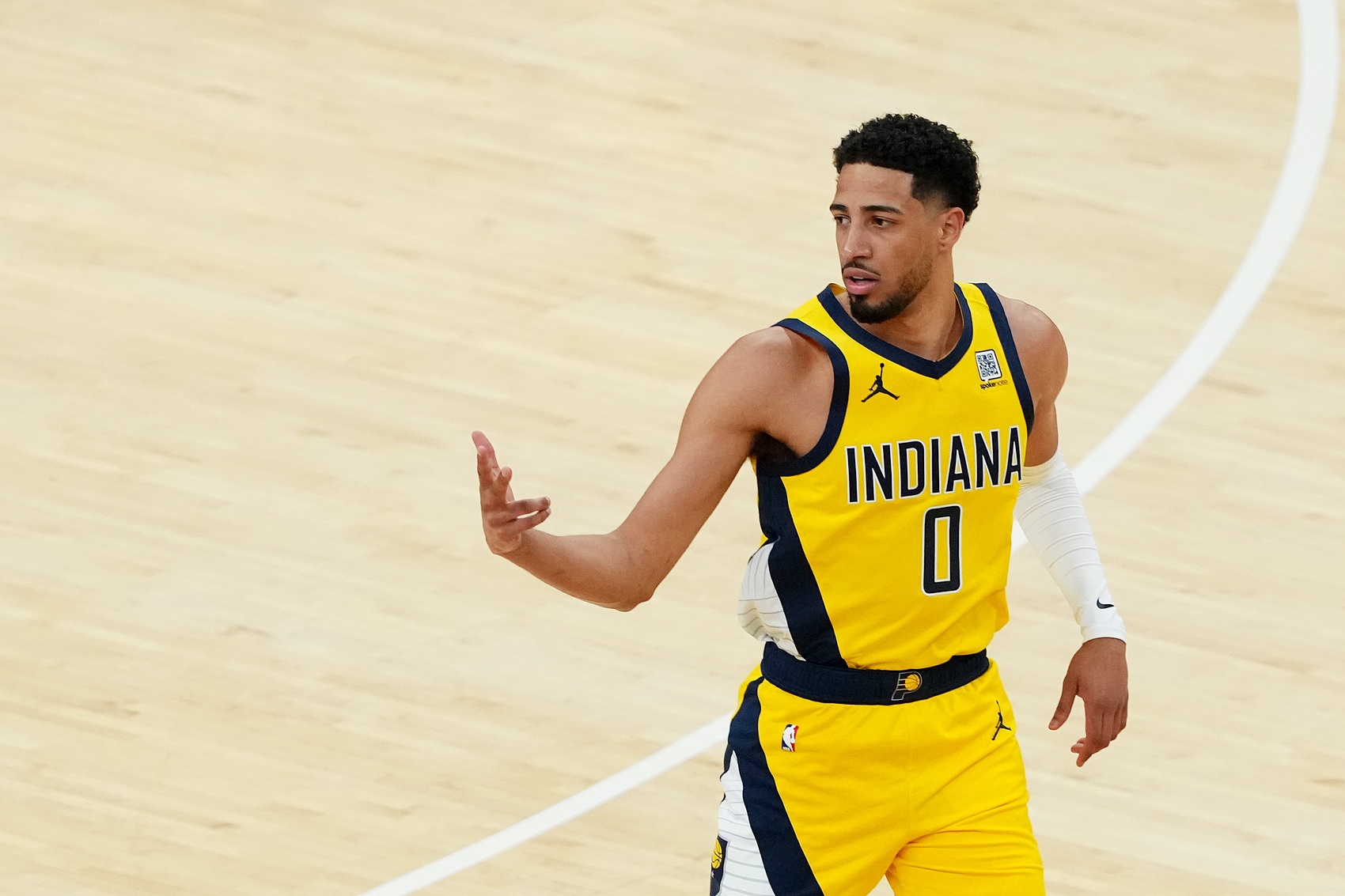 要么贏要么回家！今日總決賽G6：哈利伯頓被列為出戰(zhàn)成疑