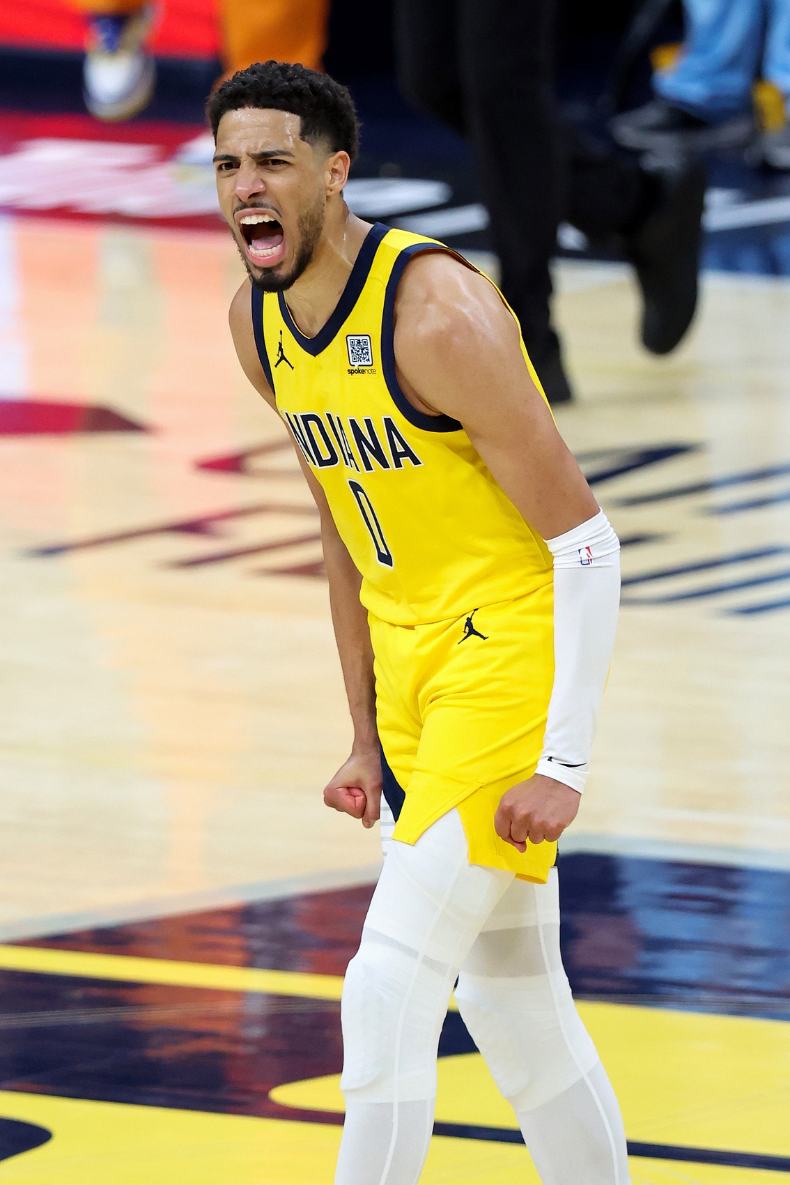 帶傷交出全場最高正負值！哈利伯頓12中5&三分7中3貢獻14分5助2斷