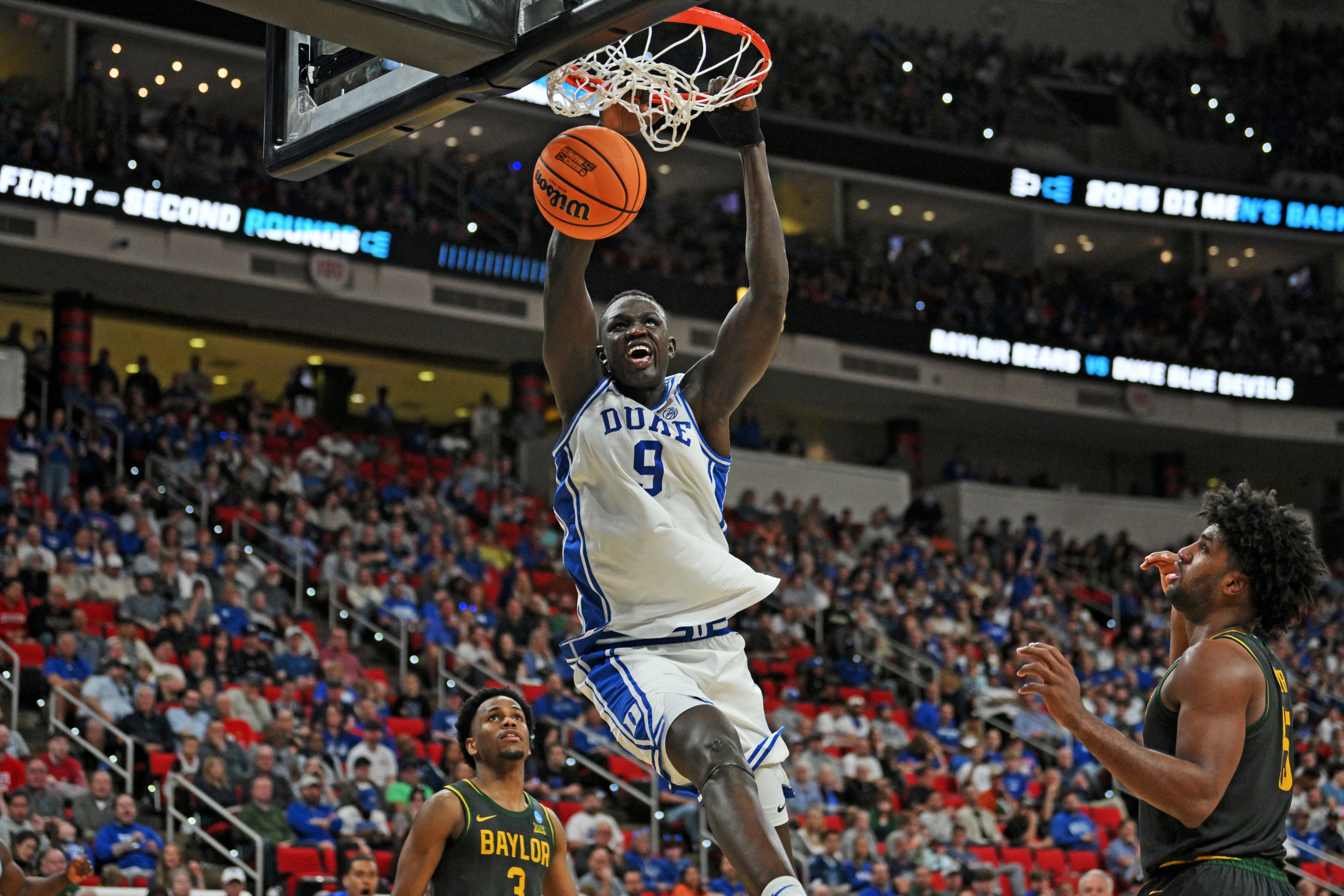 馬盧阿奇：最愛的球員是字母哥 對比賽的熱愛助我跨越各種困難