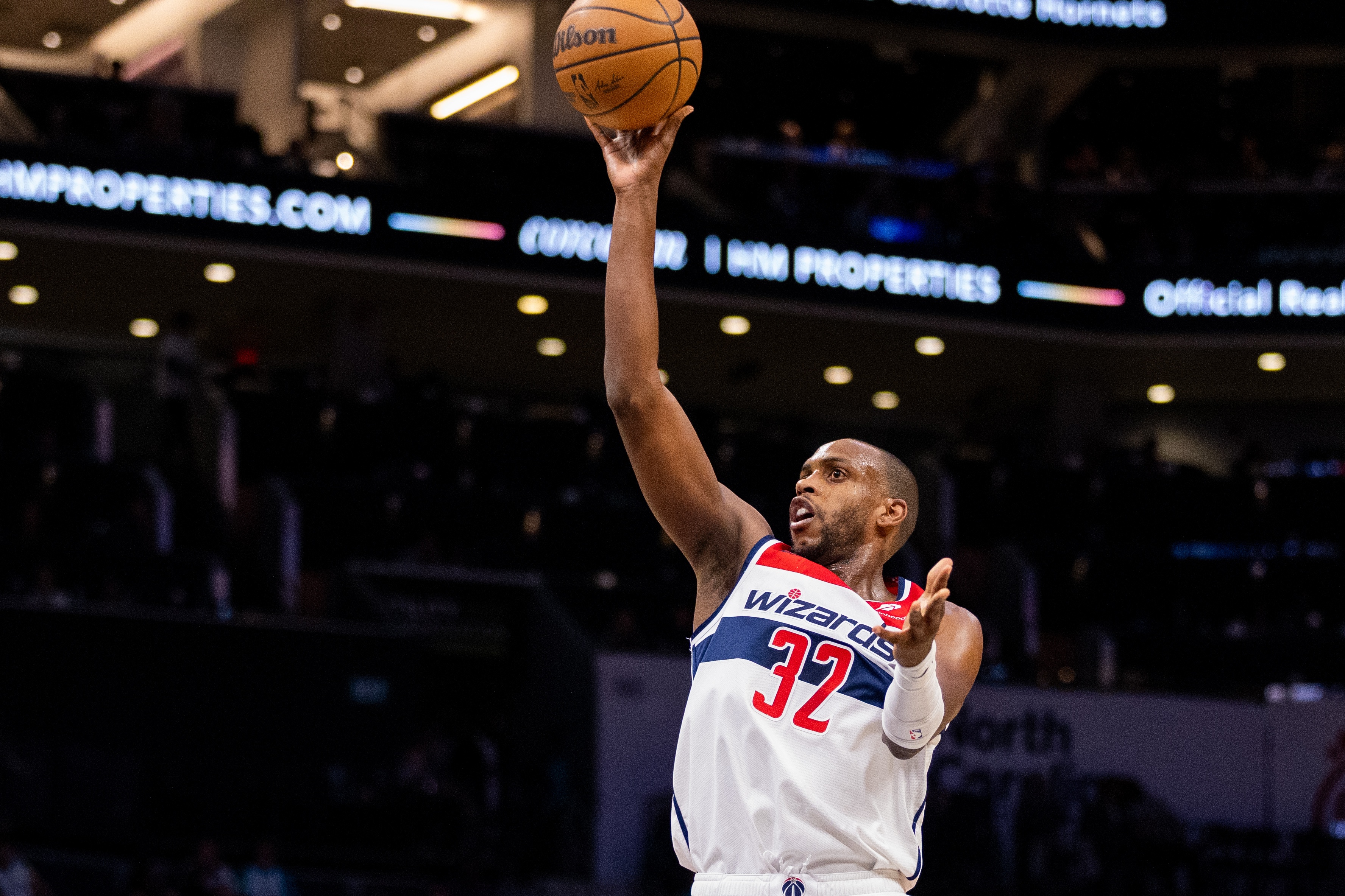 Shams：奇才前鋒米德爾頓將執(zhí)行下賽季3330萬美元的球員選項