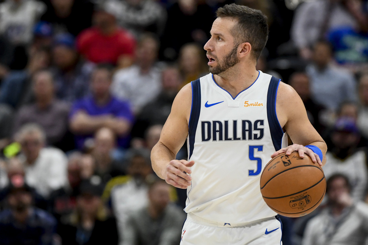 ??冠軍后衛(wèi)！Shams：JJ-巴里亞加盟掘金擔(dān)任球隊助教