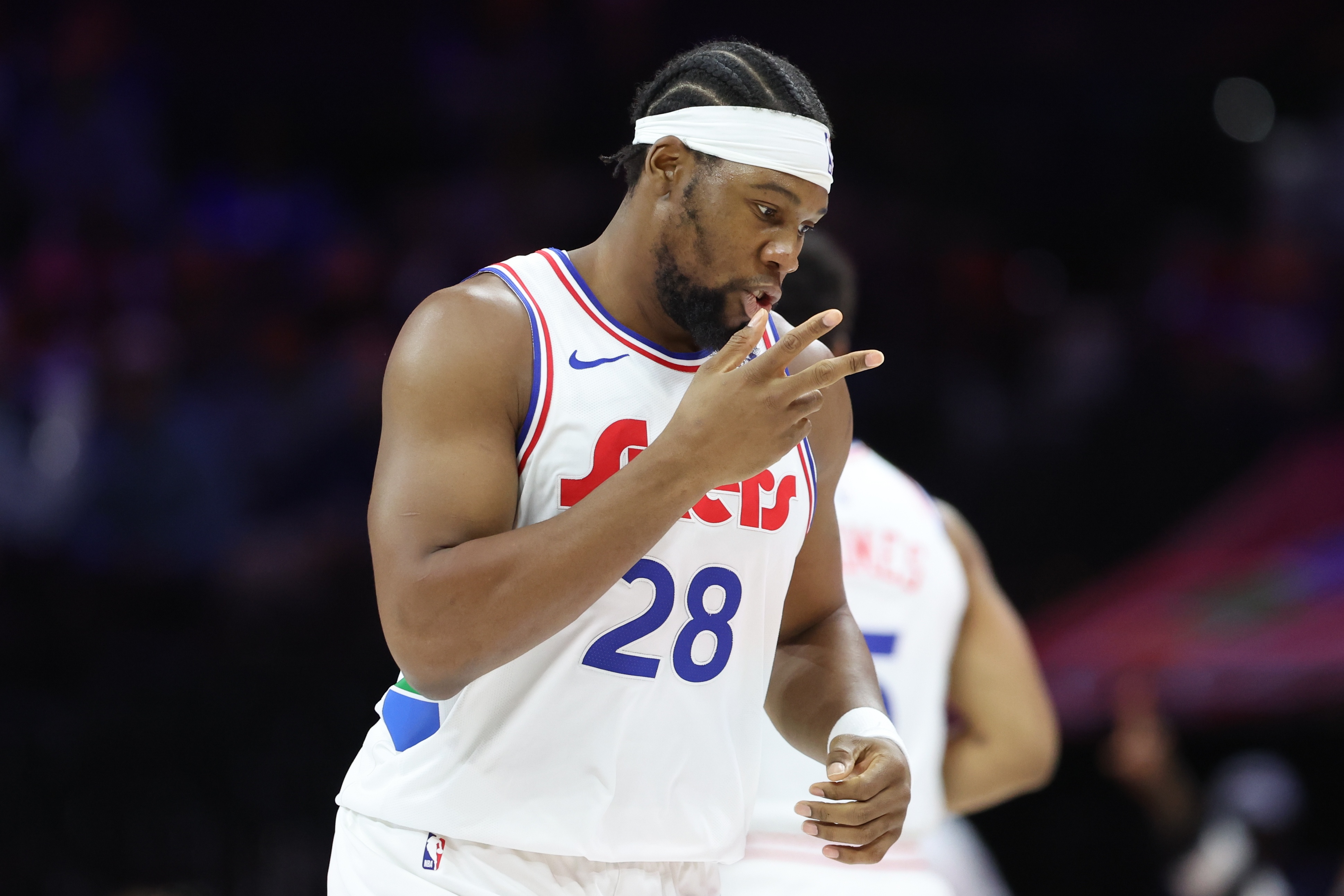 血虧！亞布塞萊剛在費(fèi)城買房 已大概率不會(huì)回76人了