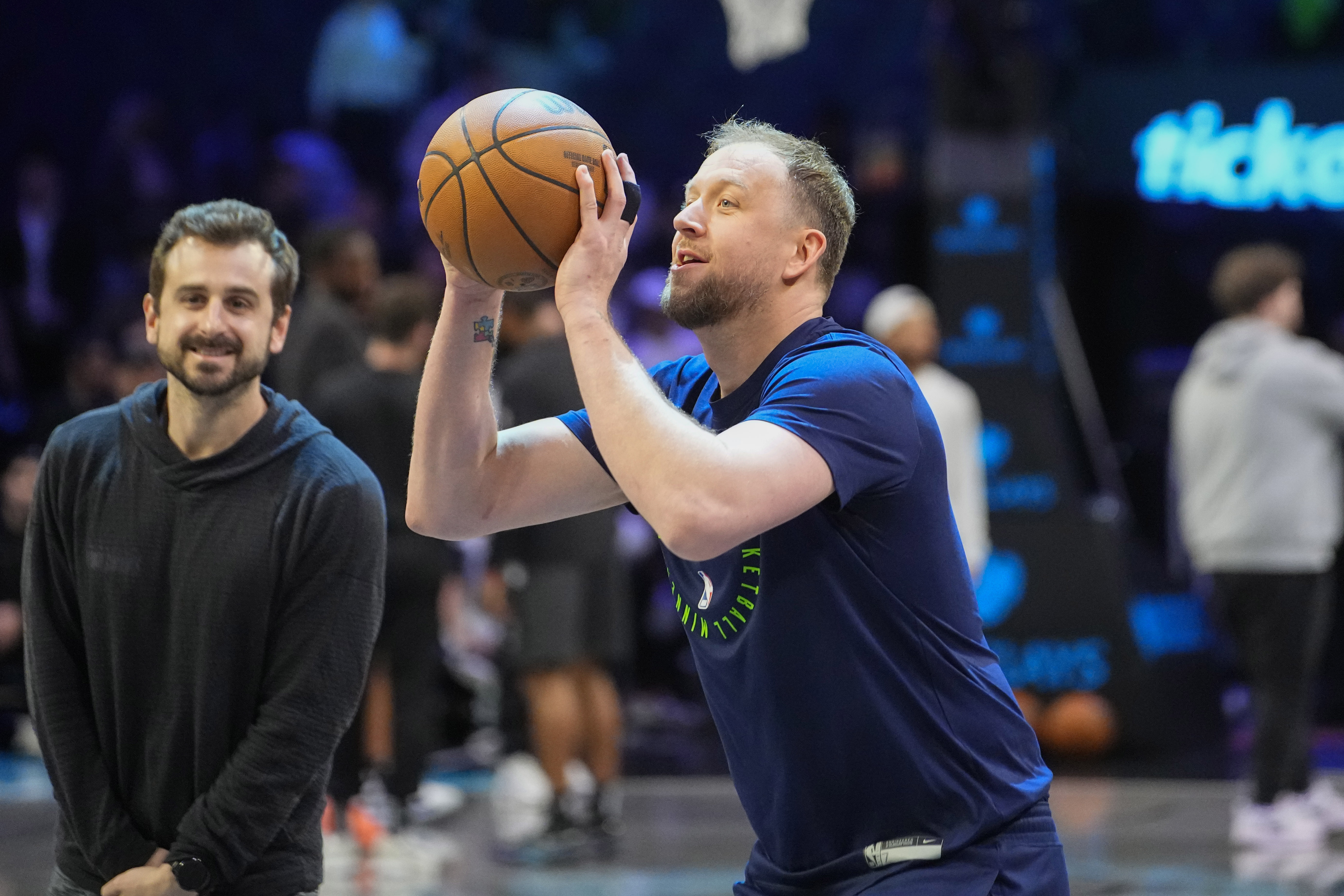 第12個(gè)賽季！Shams：老將英格爾斯1年360萬(wàn)美元回歸森林狼