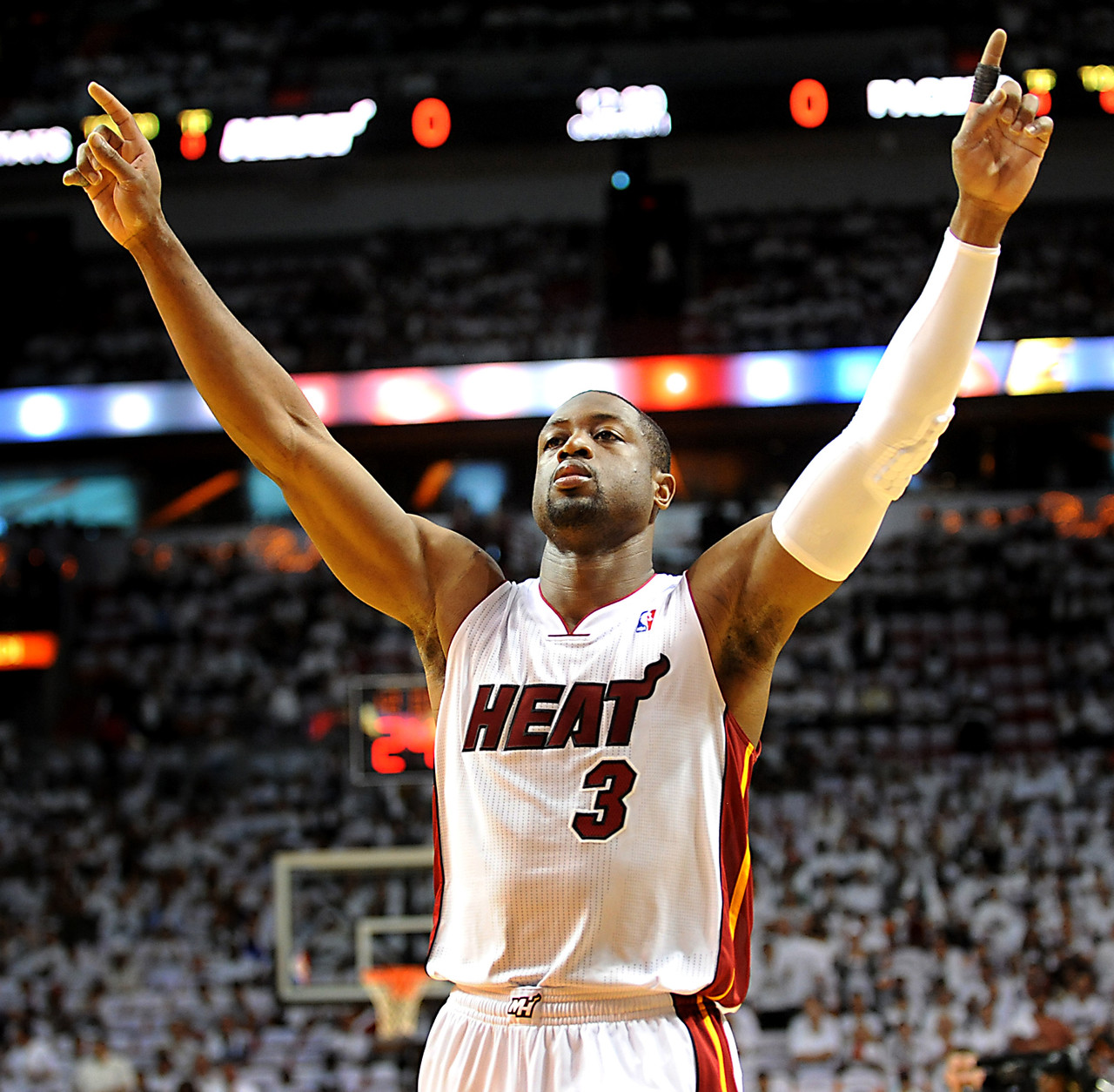 阿德巴約：韋德是熱火隊史最佳 等我退役時希望也能被銘記