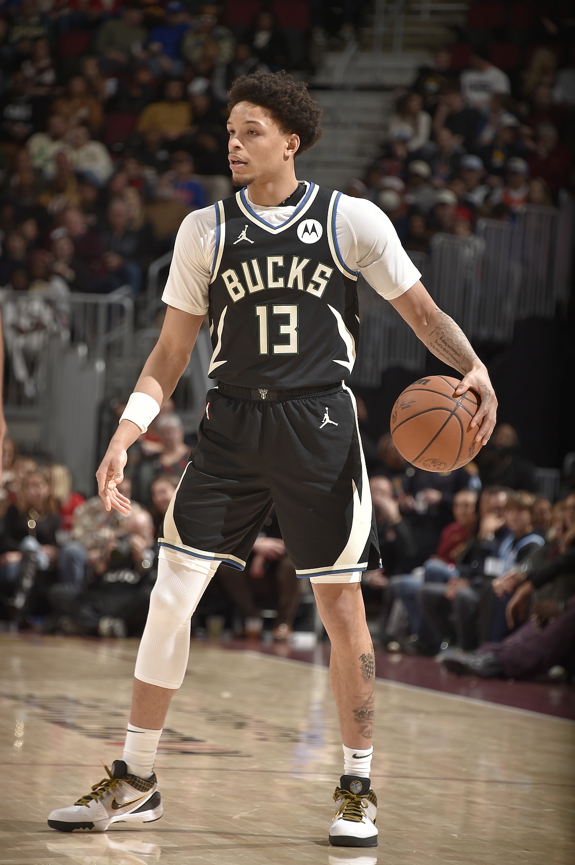 湖人隊(duì)記：湖人有意自由球員瑞安-羅林斯 上賽季三分命中率超40%