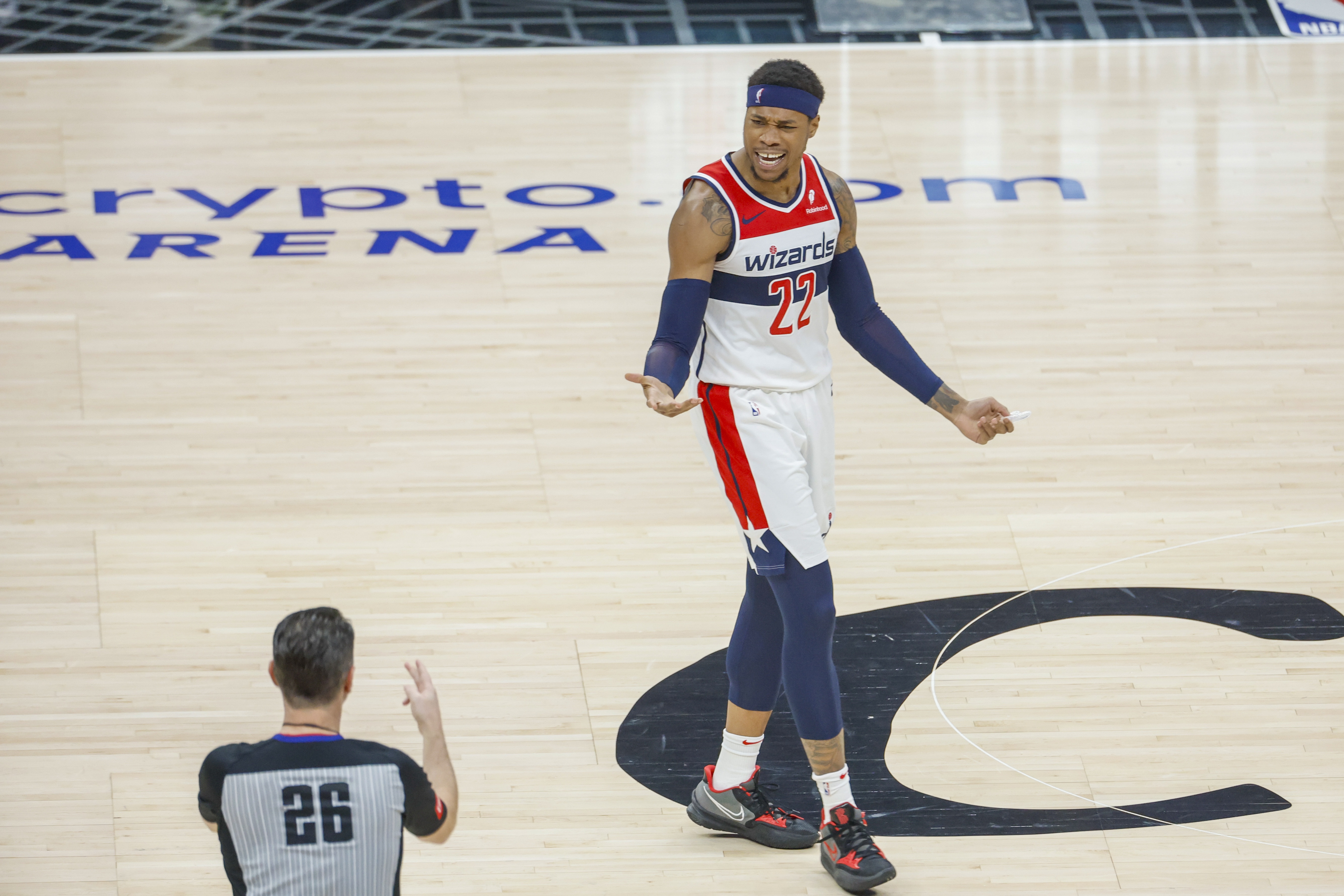 年薪1328萬受保障25萬??名記：內(nèi)線霍姆斯可能被奇才裁掉或交易