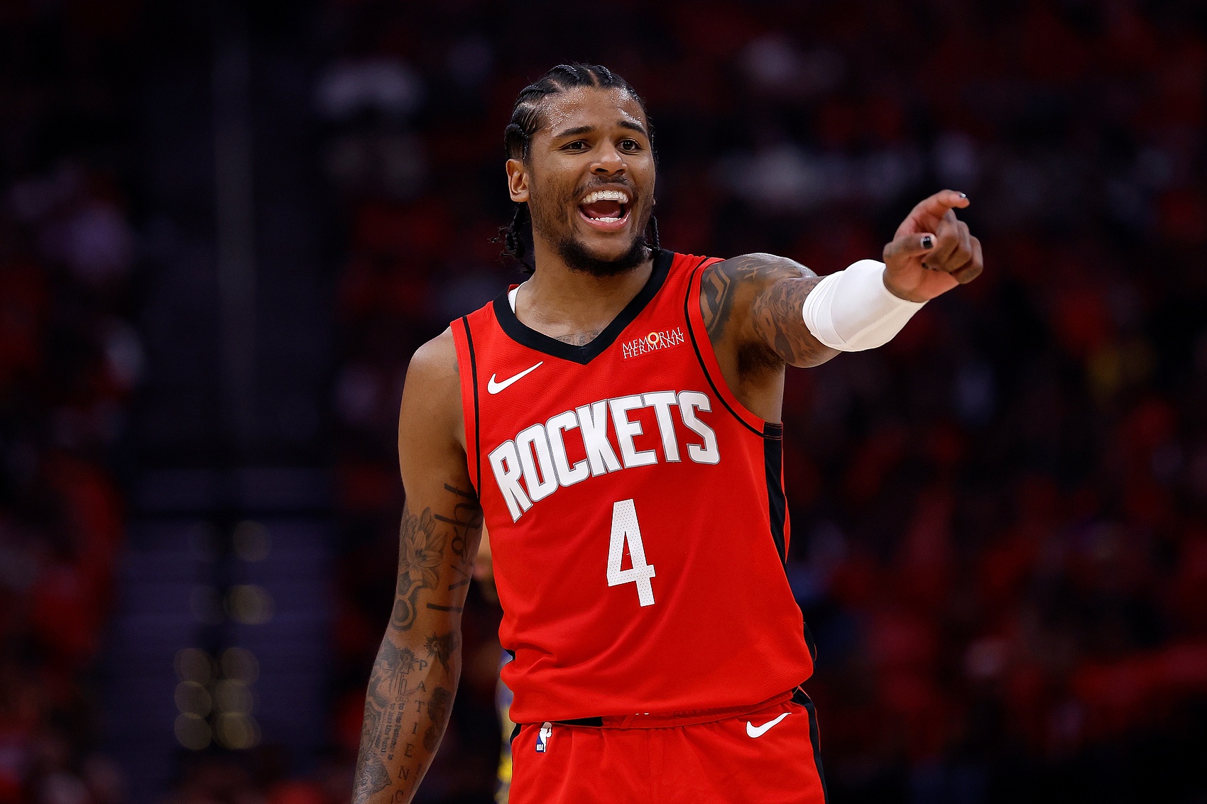 局氣??杰倫-格林放棄了693萬(wàn)交易保證金中的643萬(wàn) 促成交易配平