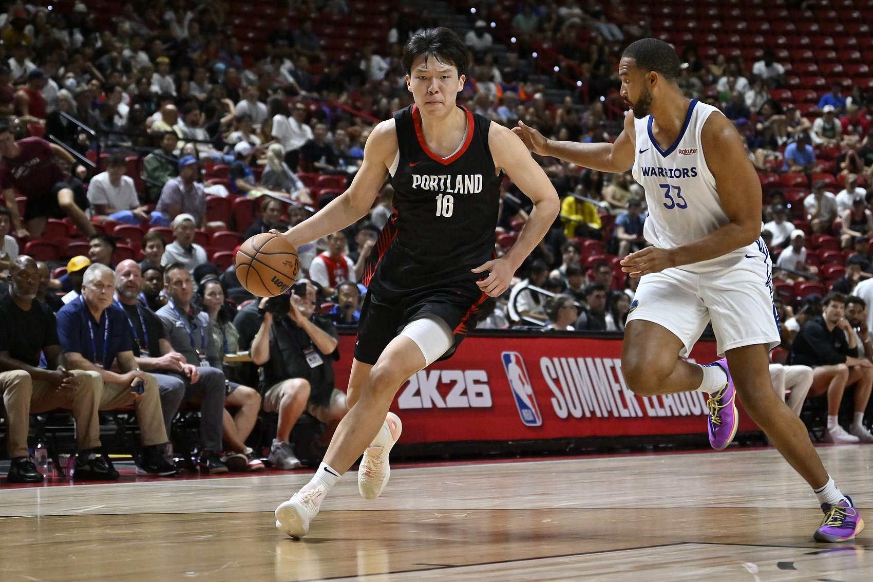 ??被楊瀚森打爆！勇士倆內(nèi)線大莫布里+博爾登合計12中0