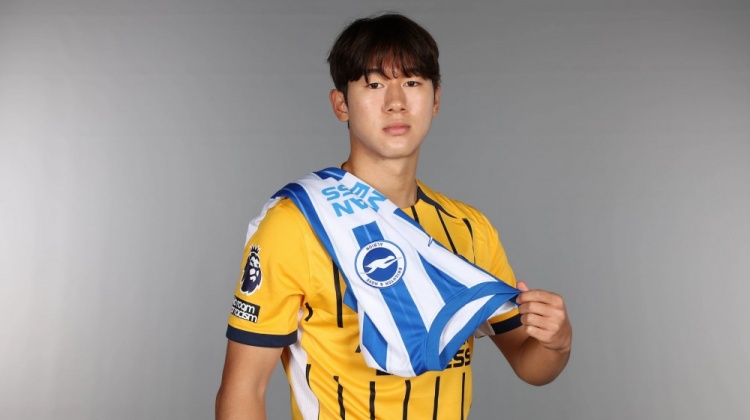官方：布萊頓18歲韓國小將尹棹泳租借加盟SBV精英，租期1年