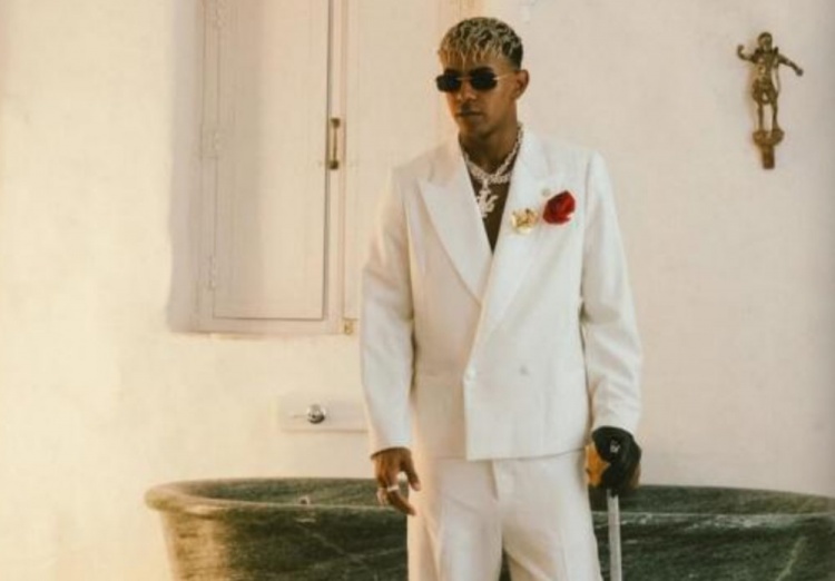 西媒：亞馬爾在生日派對(duì)上所穿戴的服裝及配飾，其總價(jià)值超5000歐